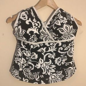 Black and white floral print tankini top